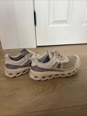 On Running Women's Athletic Shoes in Beige and Gray
